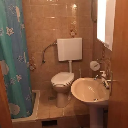 Apartment Sobe Bakota *